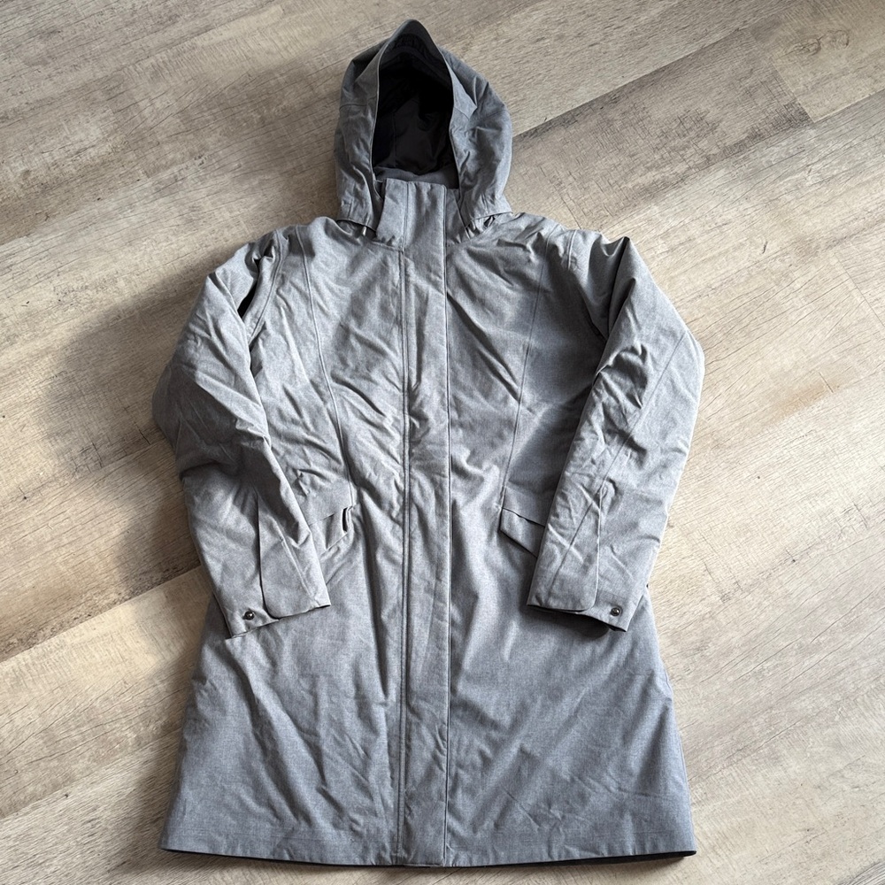 Patagonia 3 in 1 Gray Hooded Winter Coat